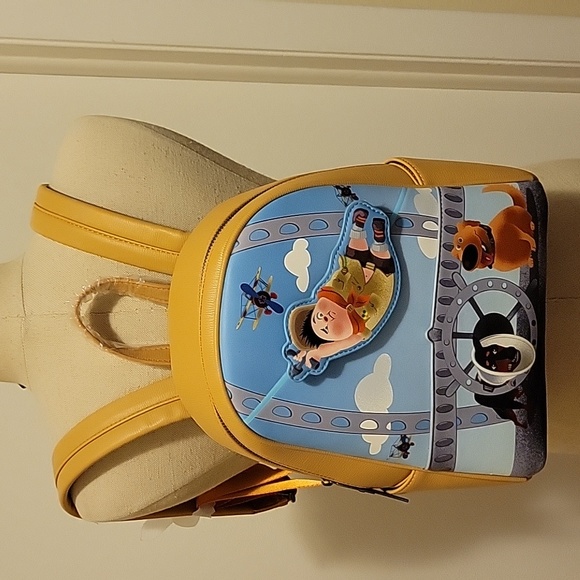 NWT: Danielle Nicole DisneyPixar Up Russell The Spirit of Adventure MiniBackpack - Picture 1 of 16